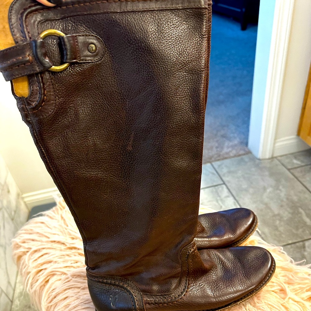 Frye Paige Trapunto Riding Boot (Brown)